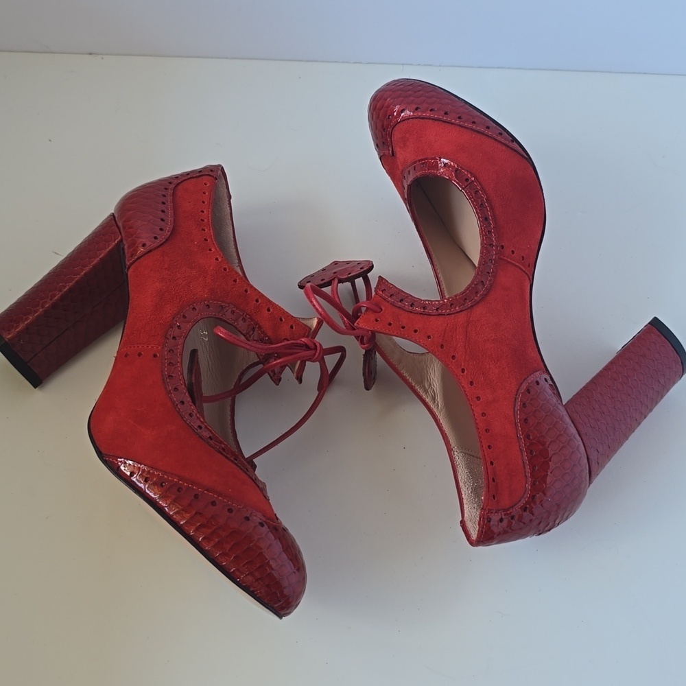 Minna Parikka Roseum Whimsical Red Heart Cutout Women's Leather Heels Sz.37 - Picture 10 of 16